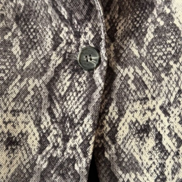 Vince Camuto Black White Gray Snake Skin Print Blazer Jacket Sz 12 NWT - Picture 10 of 16